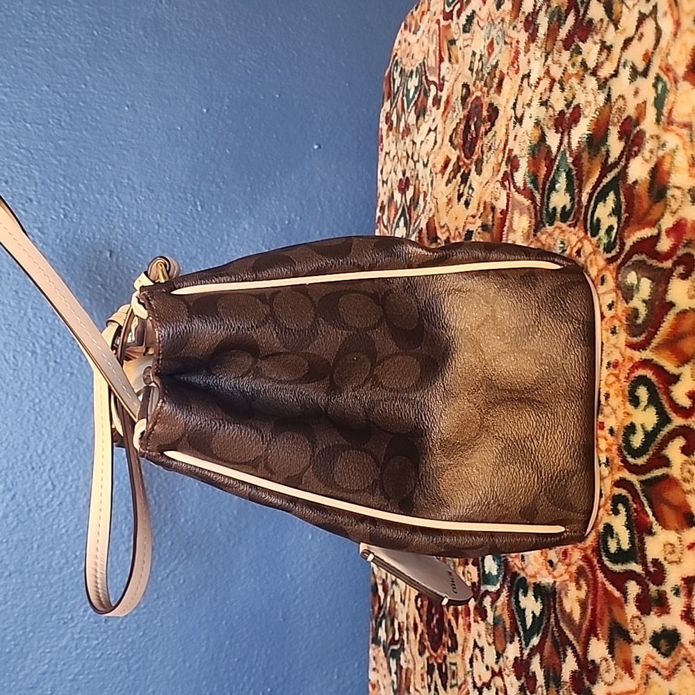 New Authentic Coach Signature Peyton Shoulder Bag - Purse Tan Brown. - Picture 3 of 9